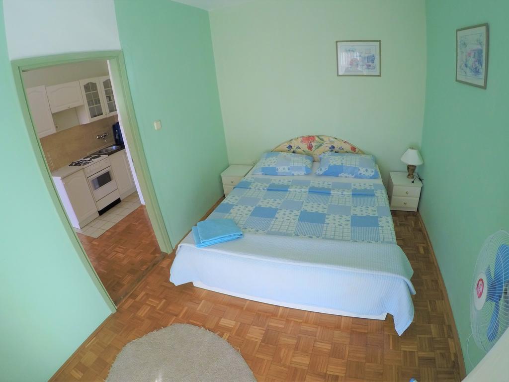 Blue City Apartment'S Repic ビオグラード・ナ・モル エクステリア 写真