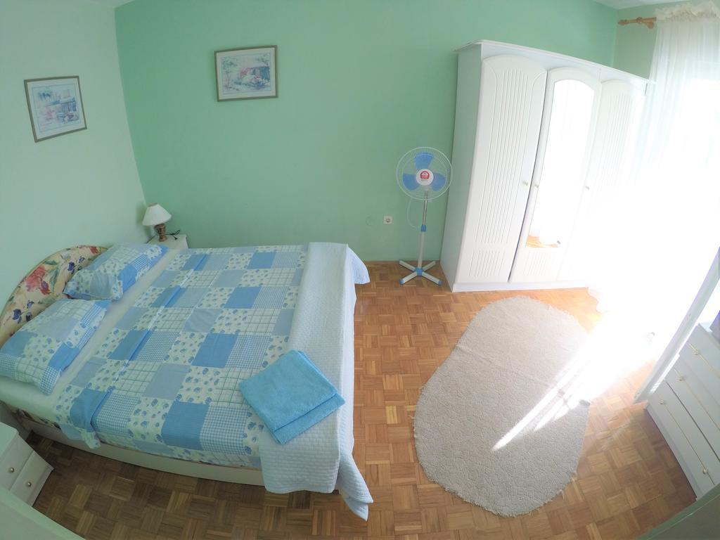 Blue City Apartment'S Repic ビオグラード・ナ・モル エクステリア 写真