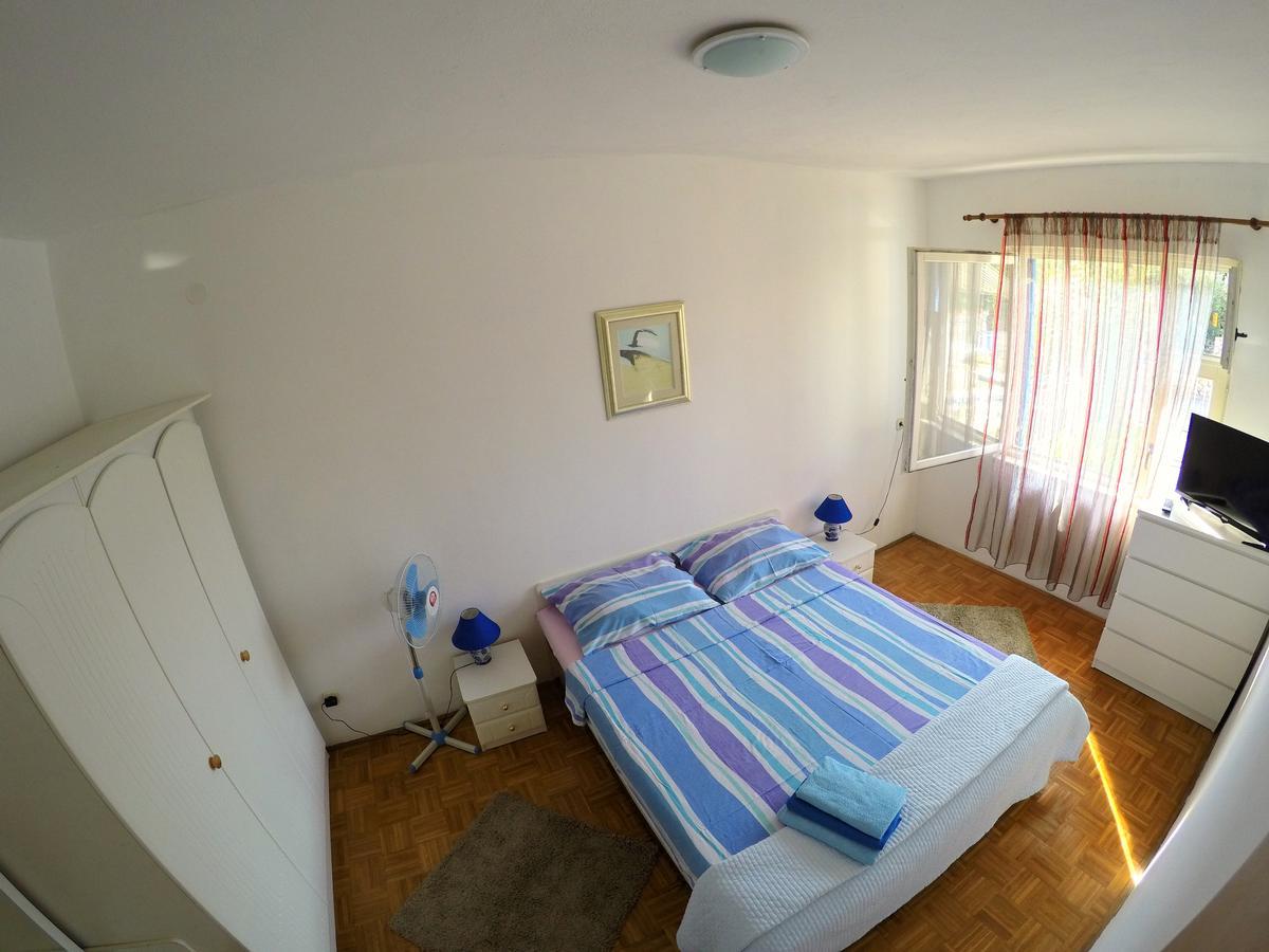 Blue City Apartment'S Repic ビオグラード・ナ・モル エクステリア 写真