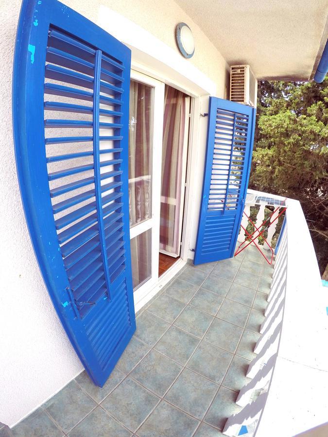 Blue City Apartment'S Repic ビオグラード・ナ・モル エクステリア 写真