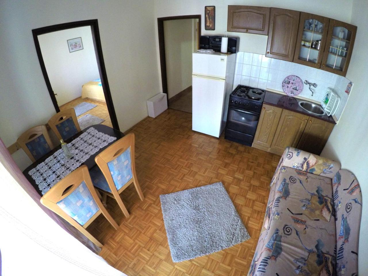 Blue City Apartment'S Repic ビオグラード・ナ・モル エクステリア 写真