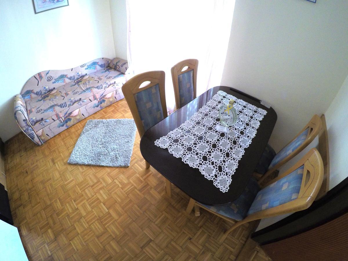 Blue City Apartment'S Repic ビオグラード・ナ・モル エクステリア 写真